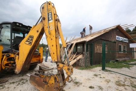 PRENOVA STREHE BK TIČNICA RAKEK 06 FOTO LJUBO VUKELIČ
